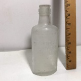 “Gordon’s London Dry Gin” Glass Bottle