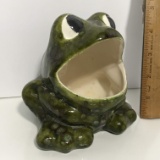 Adorable Ceramic Frog Sponge/Soap Holder