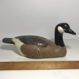 Pretty Decorative Goose Figurine