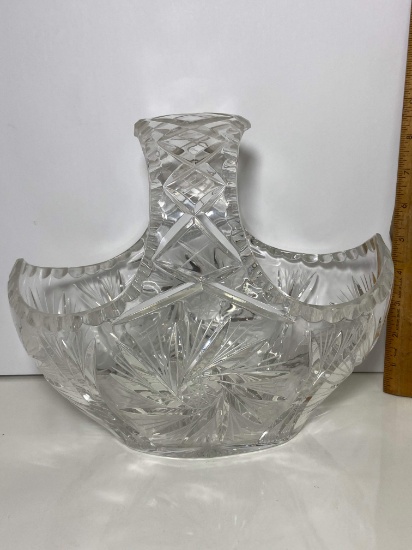 Beautiful Heavy Crystal Basket with Star Pattern