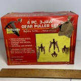 4pc 3-Jaw Gear Puller Set in Box