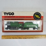 Southern 257-16 # 2 Locomotive Train by TYCO Detailed 1977 HO Scale Power Torque Drive