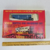 Hopper Train Car Remote Control Unloading Set by TYCO Detailed HO Scale