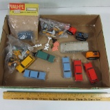 Vintage Automobiles Crossing Signs HO Train Layout Scenery