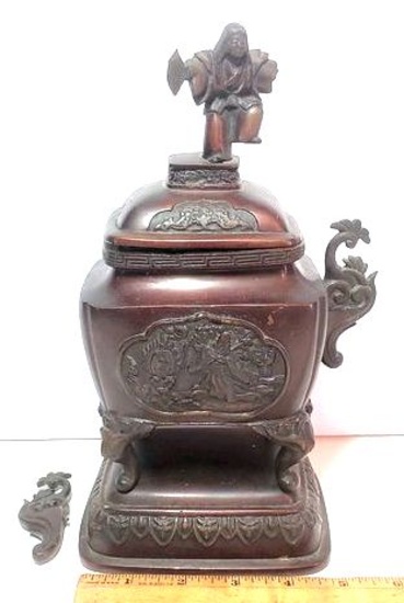 Antique Bronze Chinese Pot