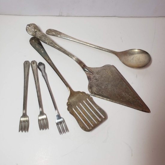 Lot of Assorted Silverplate Serving Flatware