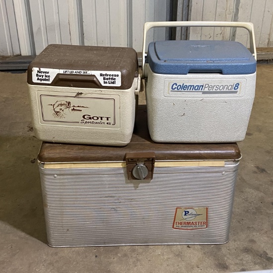 Gott Sportcooler, Coleman Personal Cooler & Thermaster Vintage Aluminum Cooler