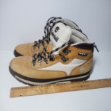 Timberland Men’s Booths, Size 10