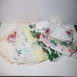 Vintage Printed Table Cloth Lot