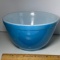 Small Turquoise Pyrex Nesting Bowl