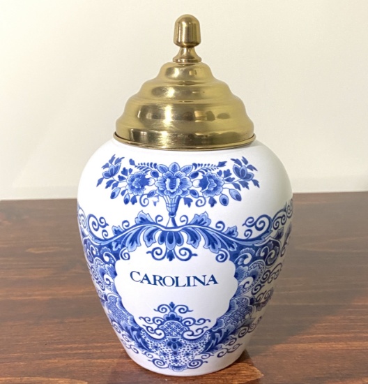 Williamsburg Royal Goedewaagen Delft "Carolina" Blue & White Tobacco Jar with Brass Lid