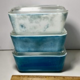 Lot of 3 Turquoise Vintage Pyrex Refrigerator Dishes with Lids