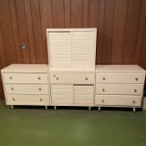 Mid-Century Modern 4 Pc Chests of Drawers & Cabinet