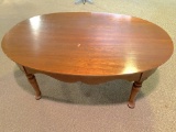 Vintage Wooden Oval Coffee Table with Queen Anne Legs