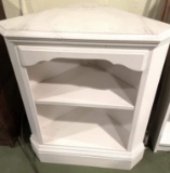 Vintage White Wooden Corner 2-Tier Shelf