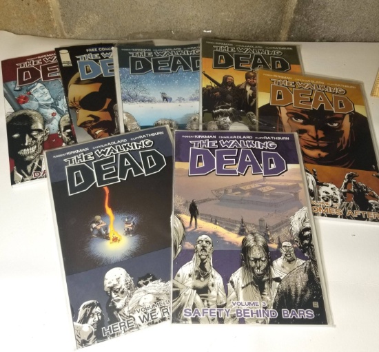 Lot of 7 Walking Dead Comic Books