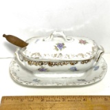 Victoria Carlsbad Condiment Dish with Lid & Wooden Scoop