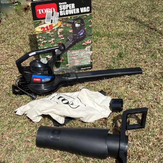 Toro Super Blower with Attachments & Original Box