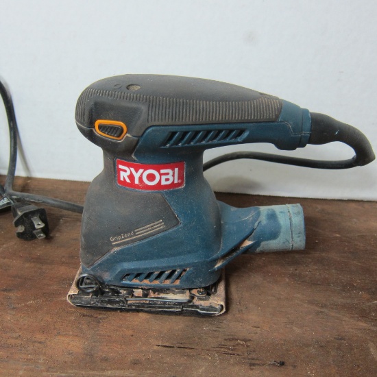 Ryobi 1/4 Sheet Palm Grip Jitterbug Sander - 14000 Vpm - Model No.S652D - 115 Volt