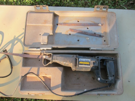 Black & Decker 2 Speed Reciprocating Saw 1800 & 2400 Strokes Per Minute - 115 Volt
