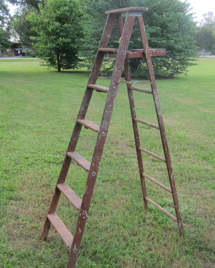 6 Ft. Wood Step Ladder
