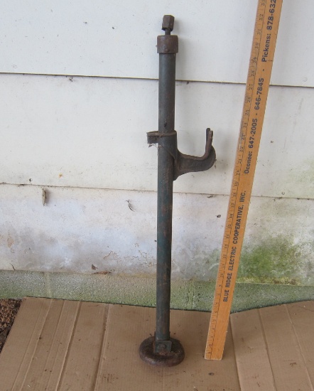 Vintage Automotive Screw Jack
