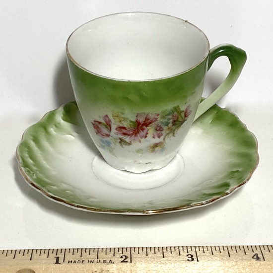 Pretty Vintage Porcelain Demitasse Teacup & Saucer
