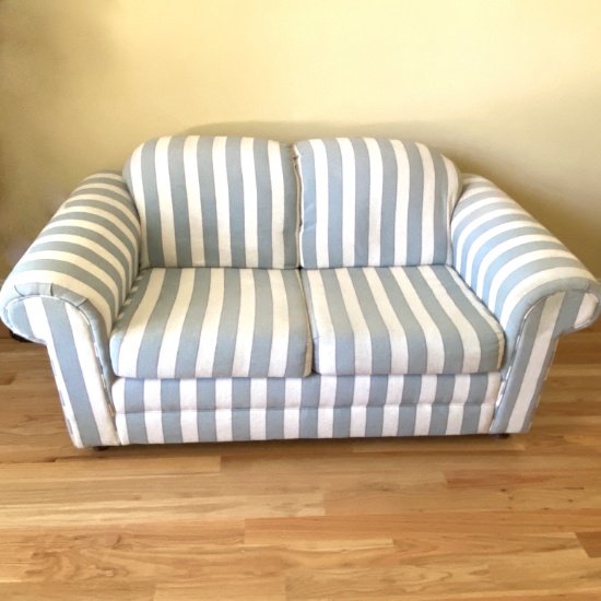 Pretty Striped Love Seat