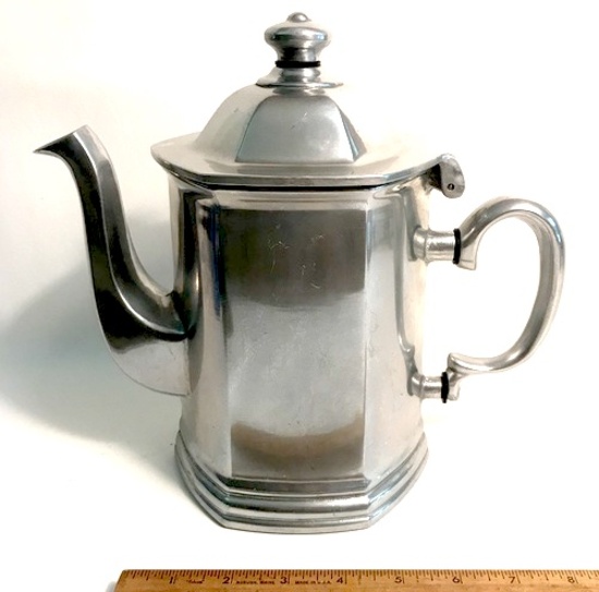 RWP Wilton Armetale Tea Pot