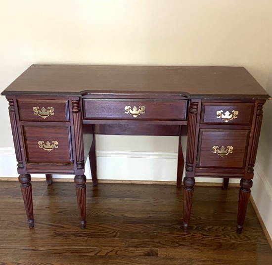 5 Drawer Vintage Wooden Desk with Columned Front