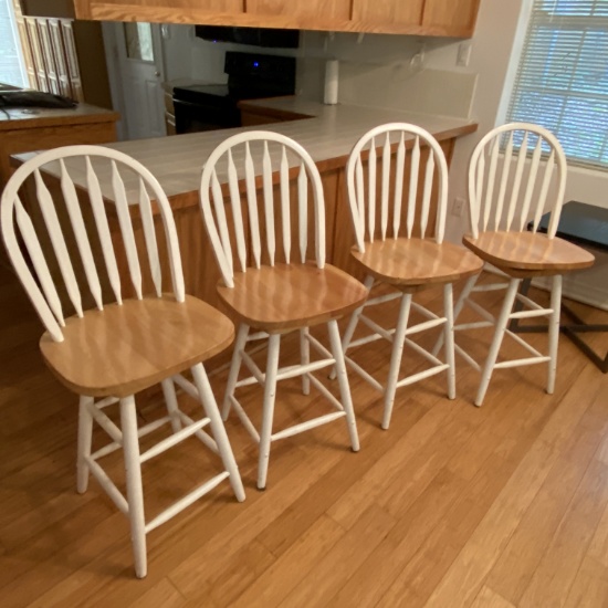 Set of 4 White Windsor Style Bar Stools with 26” Seat Heights