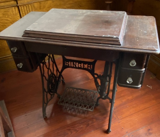 Antique Singer Treadle Model Sewing Machine in Original Wood Cabinet with Drawers & Cast Iron Base