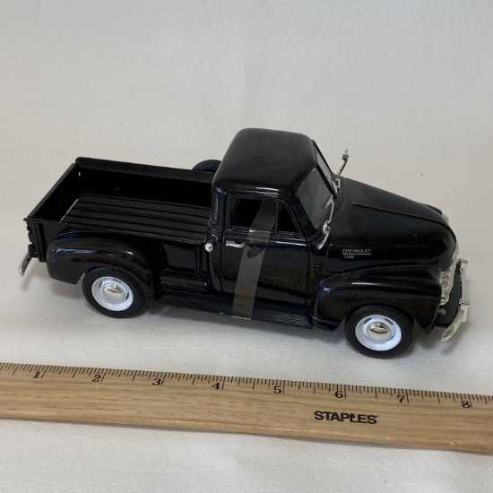 Wells Chevrolet 1953 Pick Up Scale 1/24 Black Truck