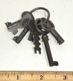 Lot of Vintage Skeleton Keys