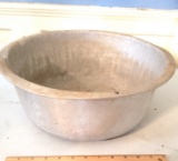 Vintage Aluminum Wash Pan