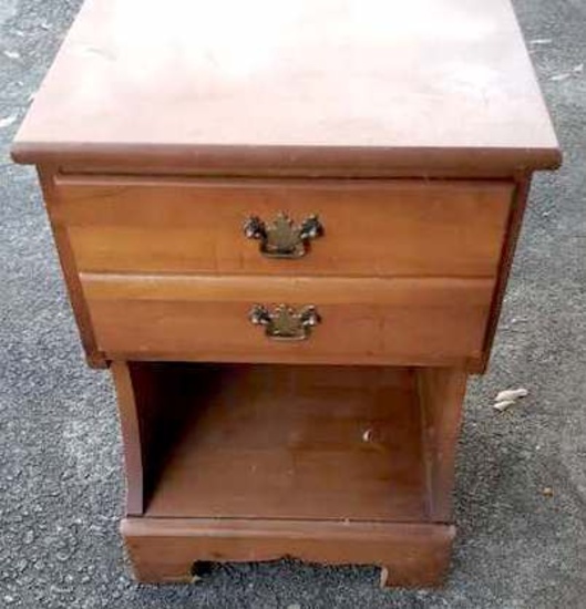 Vintage Wood End Table with 1 Drawer 