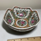 Pretty Oriental Porcelain Bowl with Floral Design