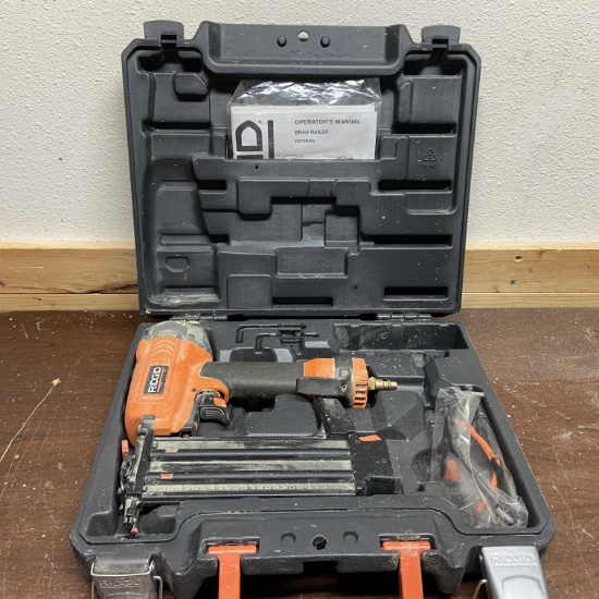 Ridgid Brad Nailer in Case