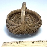 Tiny Vintage Buttocks Basket