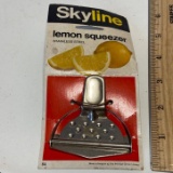 Vintage New Old Stock Skyline Lemon Squeezer on Original Cardboard Card