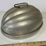 Aluminum Vintage Wear-Ever Egg Mold