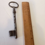 Large Antique Skeleton Key