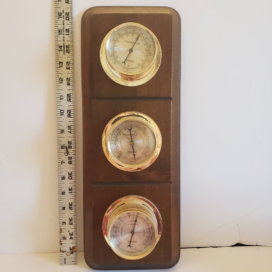 Vintage Springfield Weather Station on Wood Grain Display with Plastic Casings