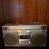 Panasonic AM/FM/Cassette Portable Radio