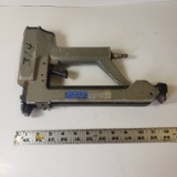 Pneumatic BeA 8 Bar 120 PSI Air Stapler Gun (Marked 3/4”)