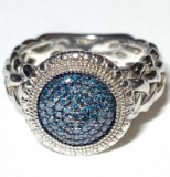 Sterling Silver Ring with Tiny Blue Stones in the Center Size 7