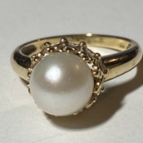 14K Gold Ring with Pearl in High Setting Size 7