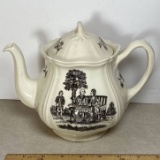 Pretty Wedgwood Teapot with Lid Made in England