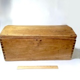 Awesome Primitive Wooden Hinged Box with Dove Tailed Corners