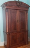 Beautiful Broyhill Armoire With 3 Drawers, 2 Shelves and Clothes Rod